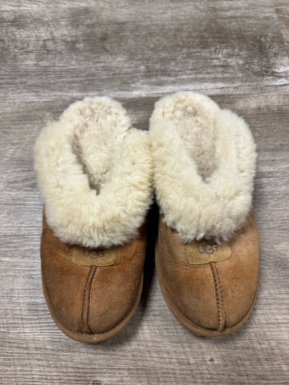 UGG Australia Coquette Slip On Slippers Size 7
